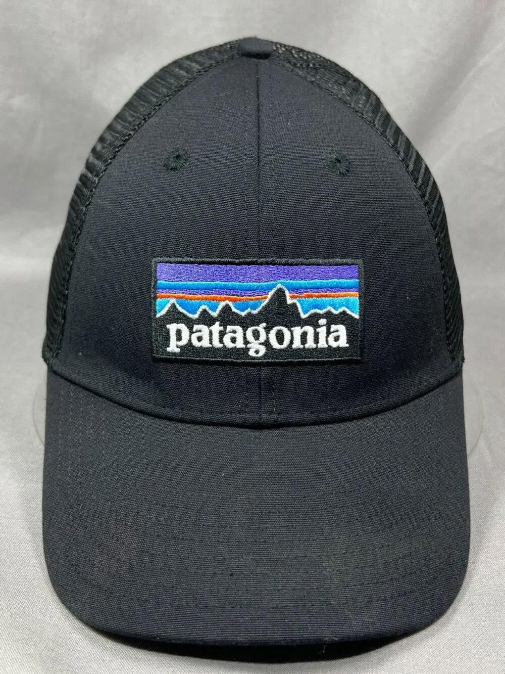 Patagonia P6 Trucker Hat Snapback Black Mesh Hiking Outdoor Adjustable Mens Cap